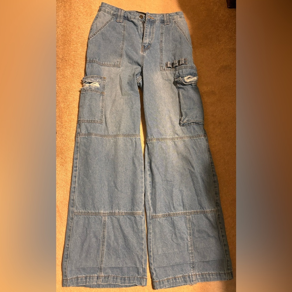Women’s Cargo Jeans